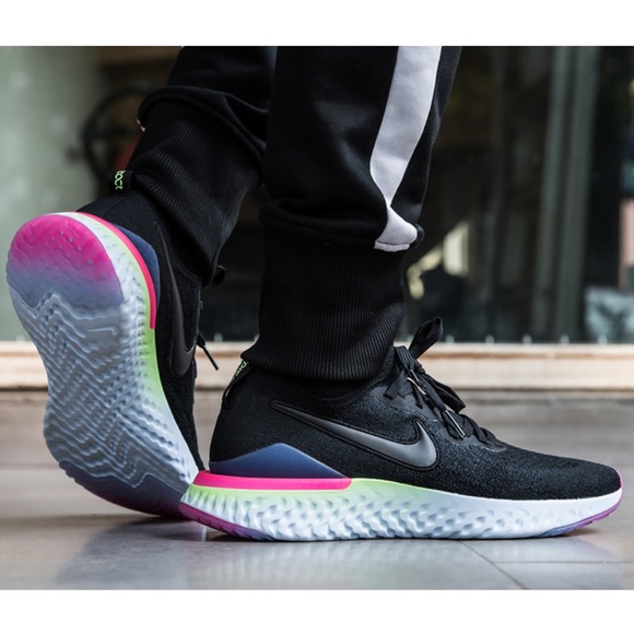 NEW Nike Epic React Flyknit 2 Pixel - Picture 4 of 16